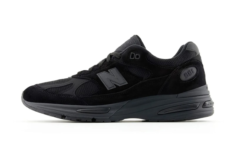 New Balance 991v2 Surfaces in “Triple Black”