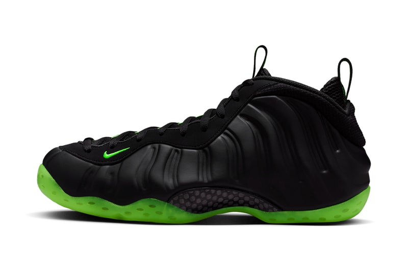 Official Images of the Nike Air Foamposite One “Black/Volt”