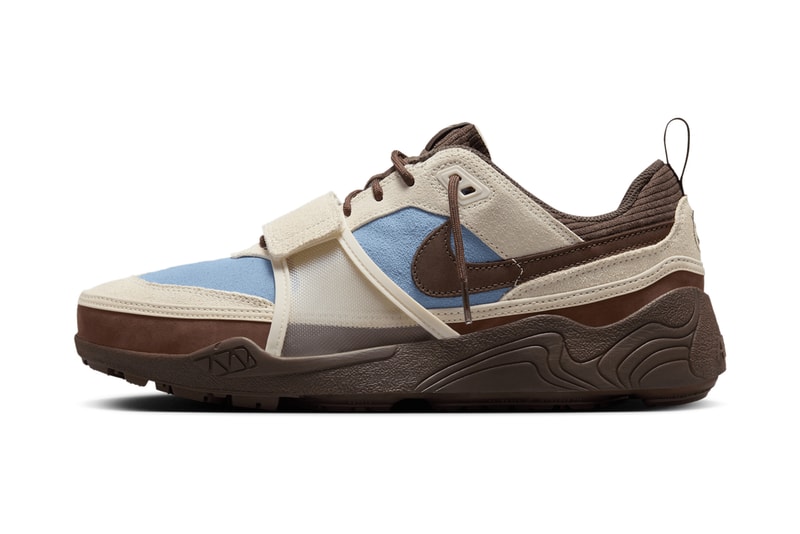 Official Look at Travis Scott’s Nike Zoom Field Jaxx “Leche Blue”