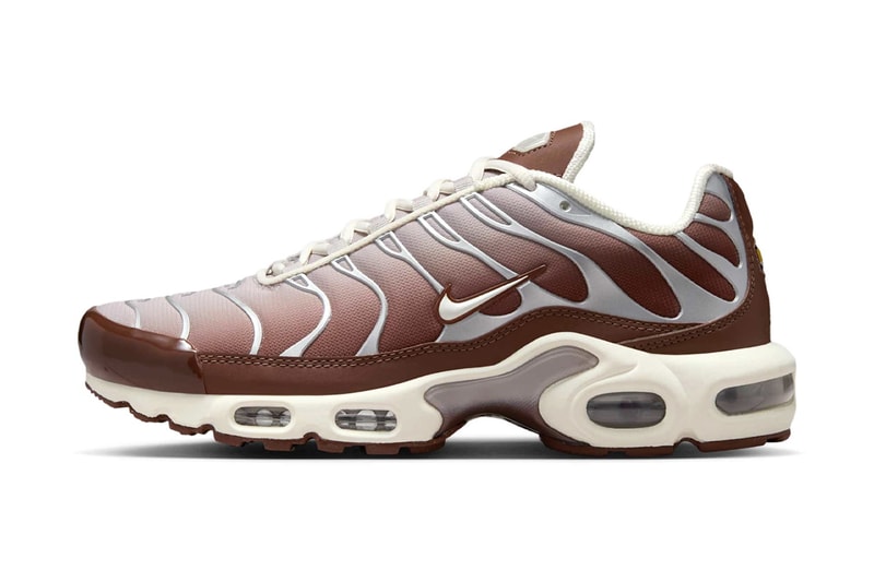 Official Look at the Nike Air Max Plus “Light Orewood Brown/Dark Pony”
