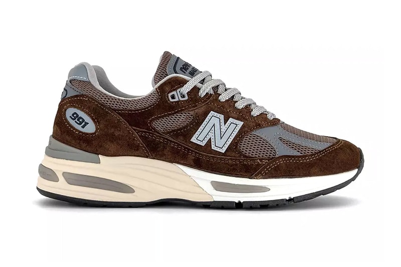 Official Look at the New Balance 991v2 “Brown/Grey”
