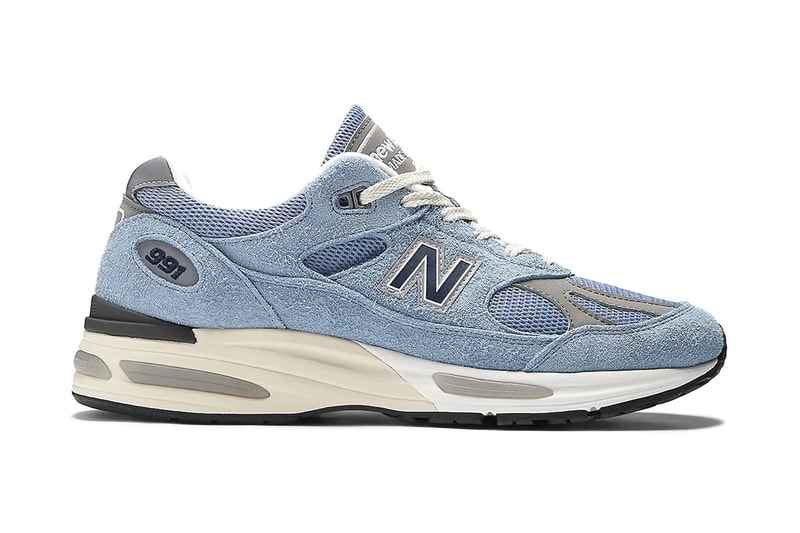 New Balance 991v2 Surfaces in “Celestial Blue”