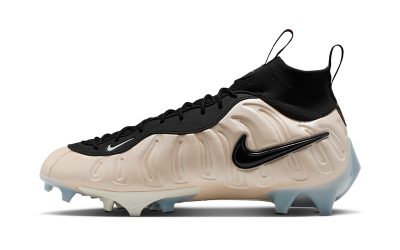 Official Look at the Nike Vaporposite Pro “Pearl” Foamposite Cleats