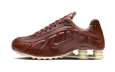 Nike Wraps the Shox R4 “Dark Pony” in Lux Brown Leather