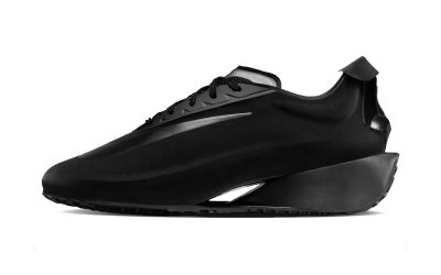 Nike Debuts Newest First Sight Silhouette in “Black”