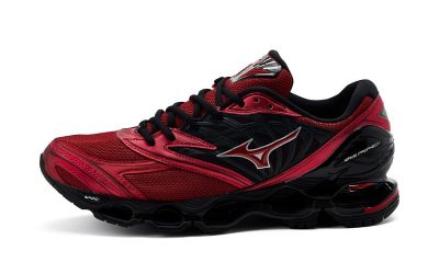 Mizuno WAVE PROPHECY LS Drops in Bold “Red” and “Navy” Colorways