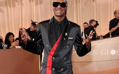 Snoop Dogg Just Made a Serious Case for the $100 USD Red Carpet Shoe at the Golden Globes