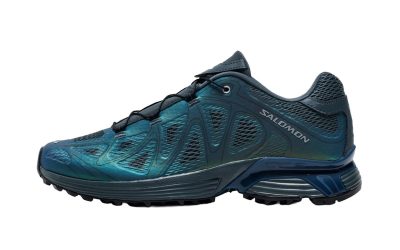 The Salomon XT-WHISPER VOID “Dark Slate/Gibraltar Sea” Evokes Deep-Sea Allure