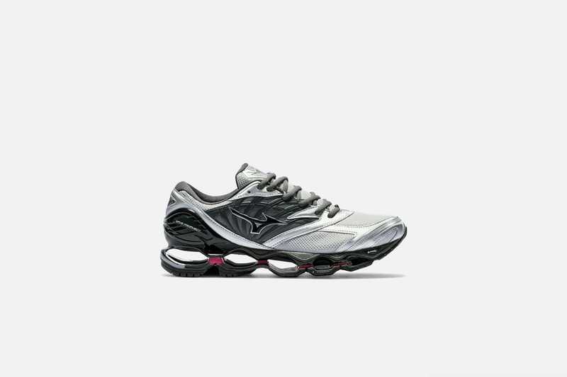 New Arrivals From HBX: Mizuno Sportstyle