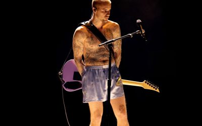 Fit Check: Justin Bieber Strips Down From Balenciaga to His SKYLRK Skivvies for 2026 Grammys